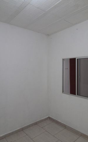 Casa para alugar com 140m², 1 quarto e sem vagaQuarto