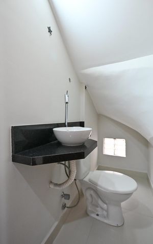 Casa de condomínio para alugar com 106m², 3 quartos e 3 vagasLavabo