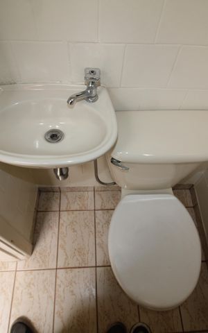 Casa à venda com 120m², 2 quartos e 1 vagaLavabo