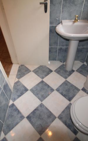 Casa à venda com 120m², 2 quartos e 1 vagaBanheiro social