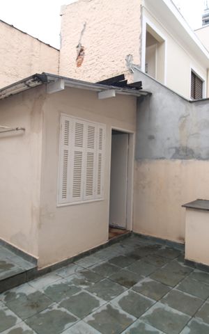 Casa à venda com 120m², 2 quartos e 1 vagaÁrea de Serviço