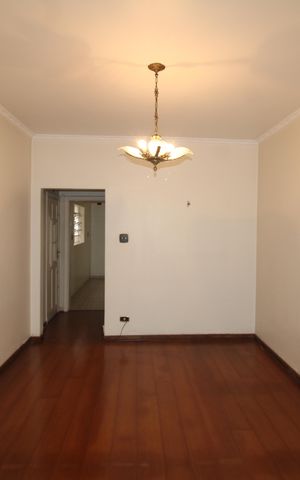 Casa à venda com 120m², 2 quartos e 1 vagaSala