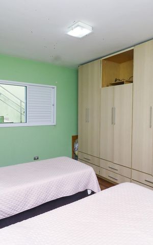 Casa à venda com 234m², 4 quartos e 4 vagasSuíte 2