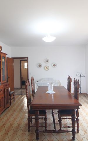 Casa à venda com 420m², 4 quartos e 4 vagasSala 2
