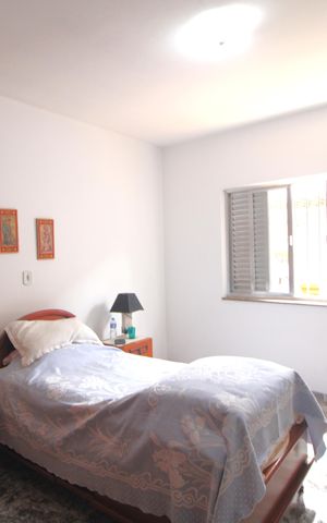 Casa à venda com 420m², 4 quartos e 4 vagasQuarto 2