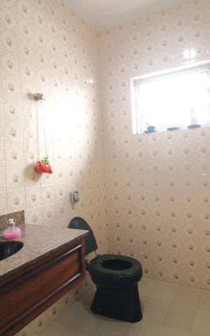 Casa à venda com 420m², 4 quartos e 4 vagasLavabo