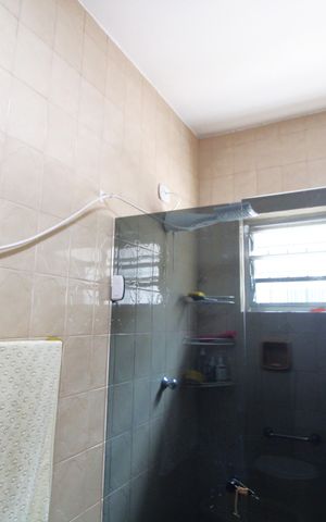 Casa à venda com 420m², 4 quartos e 4 vagasBanheiro comum