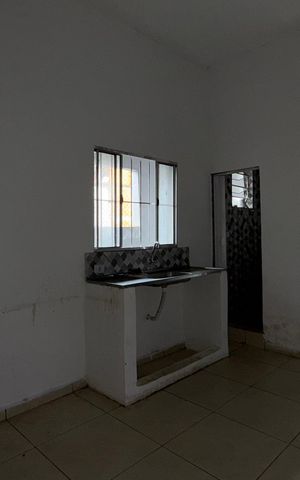 Casa para alugar com 45m², 1 quarto e sem vaga