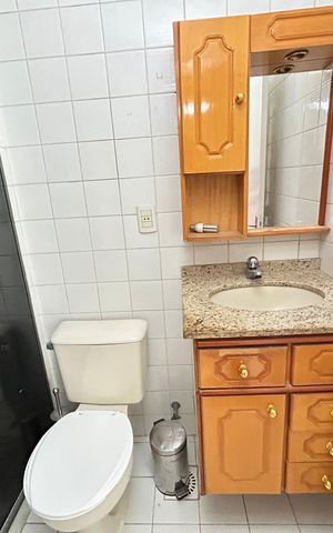 Apartamento para alugar com 74m², 3 quartos e 1 vagaBanheiro da Suíte