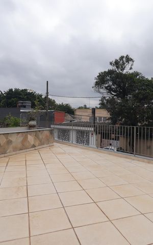 Casa para alugar com 238m², 3 quartos e 2 vagasQuintal