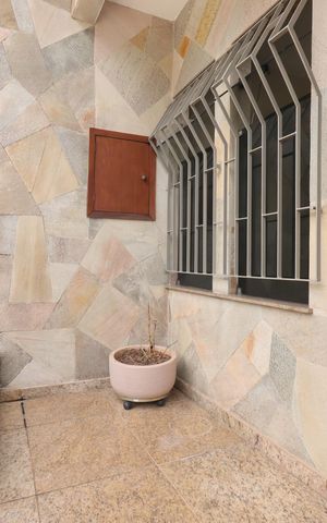 Casa para alugar com 238m², 3 quartos e 2 vagasEntrada