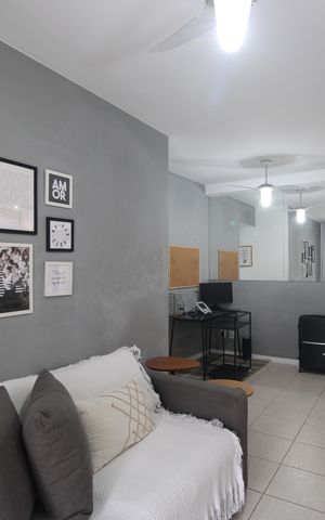 Apartamento à venda com 78m², 2 quartos e 1 vagaSala