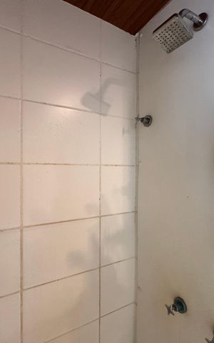 Apartamento à venda com 44m², 2 quartos e 1 vaga Apartamento à venda com 44m², 2 quartos e 1 vagaBanheiro Social