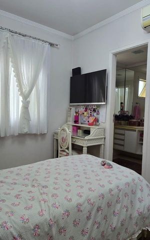 Apartamento à venda com 207m², 4 quartos e 4 vagas Apartamento à venda com 207m², 4 quartos e 4 vagasQuarto