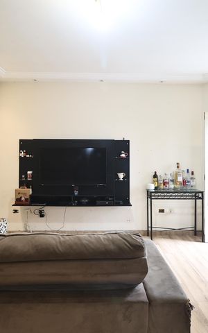 Apartamento à venda com 97m², 3 quartos e 2 vagas Apartamento à venda com 97m², 3 quartos e 2 vagasSala