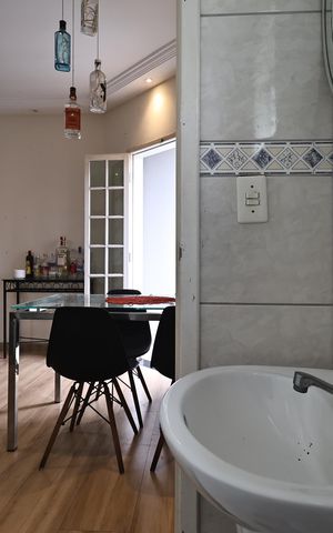 Apartamento à venda com 97m², 3 quartos e 2 vagas Apartamento à venda com 97m², 3 quartos e 2 vagasLavabo