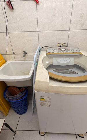 Apartamento à venda com 97m², 3 quartos e 2 vagas Apartamento à venda com 97m², 3 quartos e 2 vagasLavanderia