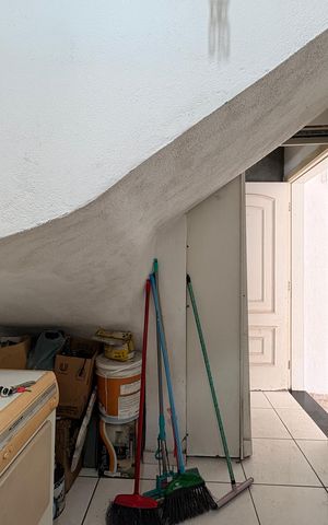 Apartamento à venda com 97m², 3 quartos e 2 vagas Apartamento à venda com 97m², 3 quartos e 2 vagasLavanderia