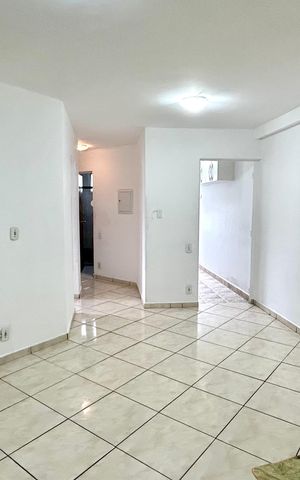 Apartamento para alugar com 50m², 2 quartos e 1 vaga Apartamento para alugar com 50m², 2 quartos e 1 vagaSala