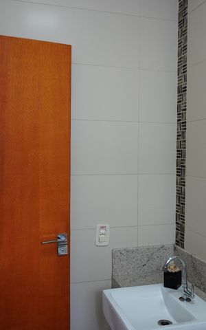 Casa para alugar com 150m², 2 quartos e 2 vagasBanheiro Social