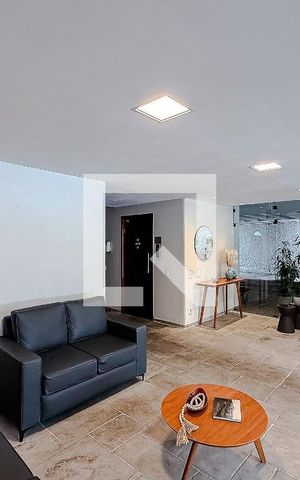 Apartamento à venda com 100m², 3 quartos e sem vaga Apartamento à venda com 100m², 3 quartos e sem vagaHall de entrada