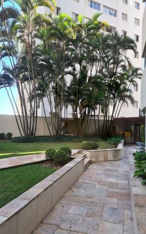 Apartamento à venda com 156m², 4 quartos e 3 vagas