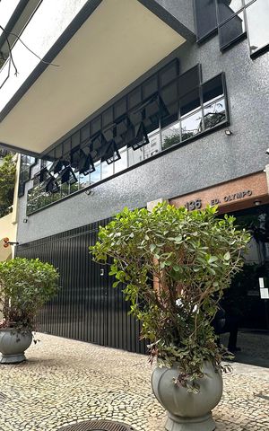 Apartamento para alugar com 124m², 2 quartos e 1 vaga