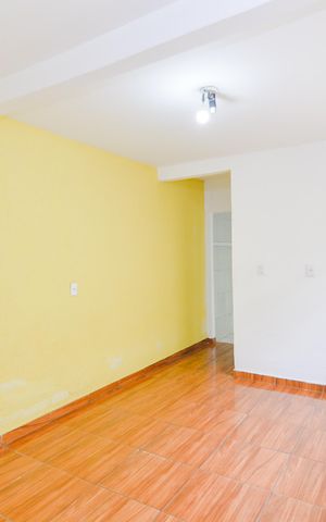 Casa para alugar com 125m², 3 quartos e 2 vagasSala