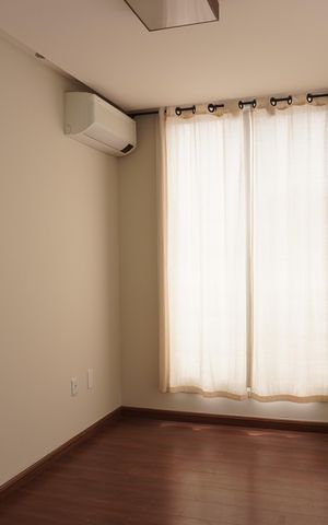 Casa de condomínio para alugar com 280m², 3 quartos e 2 vagasEscritório