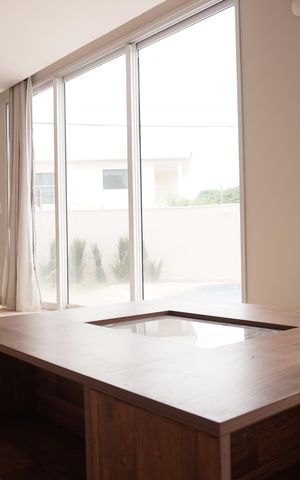 Casa de condomínio para alugar com 280m², 3 quartos e 2 vagasSala