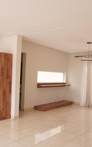 Casa de condomínio para alugar com 280m², 3 quartos e 2 vagasSala