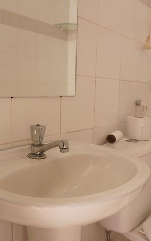 Casa de condomínio para alugar com 280m², 3 quartos e 2 vagasÁrea externa - Banheiro