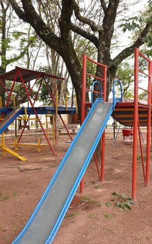 Casa de condomínio para alugar com 280m², 3 quartos e 2 vagasÁrea comum - Playground