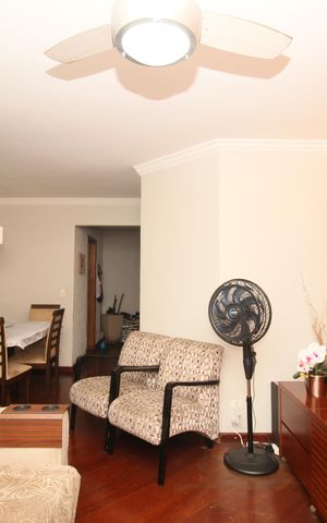 Apartamento à venda com 85m², 3 quartos e 2 vagasSala