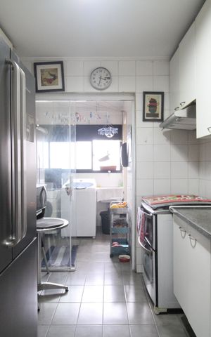 Apartamento à venda com 85m², 3 quartos e 2 vagasCozinha