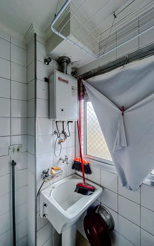 Apartamento à venda com 62m², 3 quartos e 1 vagaÁrea de Serviço