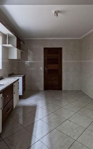 Casa para alugar com 135m², 3 quartos e 2 vagas