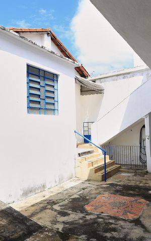Casa à venda com 130m², 3 quartos e 1 vaga Casa à venda com 130m², 3 quartos e 1 vagaÁrea externa