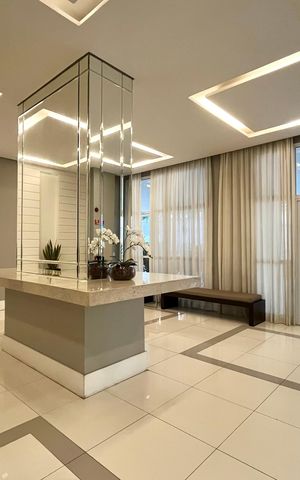 Apartamento à venda com 97m², 2 quartos e 2 vagasHall social