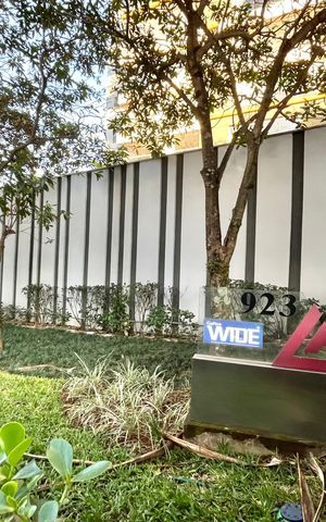 Apartamento à venda com 97m², 2 quartos e 2 vagasFachada