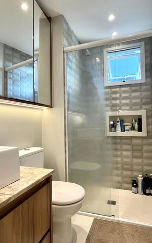 Apartamento à venda com 97m², 2 quartos e 2 vagasBanheiro da Suíte 1