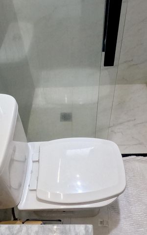 Apartamento para alugar com 65m², 2 quartos e 1 vagaBanheiro do Corredor 