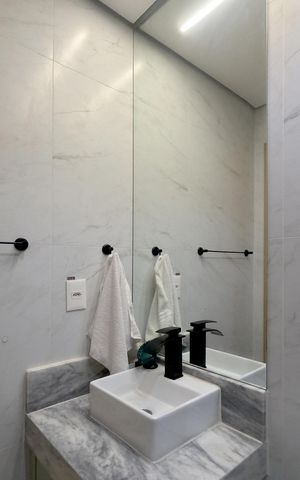 Apartamento para alugar com 65m², 2 quartos e 1 vagaBanheiro do Corredor 