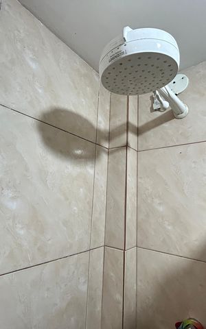 Casa à venda com 90m², 4 quartos e sem vagaBanheiro 1