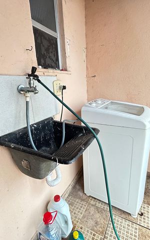 Casa à venda com 90m², 4 quartos e sem vagaÁrea de Serviço