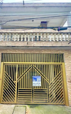 Casa para alugar com 115m², 2 quartos e 1 vaga Casa para alugar com 115m², 2 quartos e 1 vagaPlaca instalada na fachada do imóvel