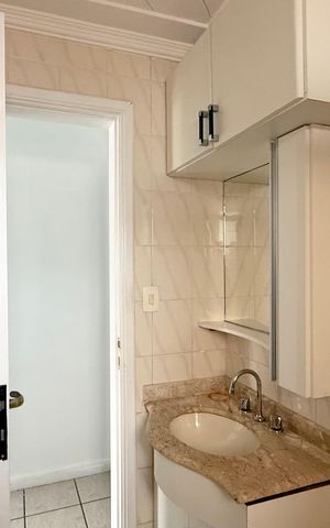 Apartamento para alugar com 69m², 2 quartos e 1 vaga Apartamento para alugar com 69m², 2 quartos e 1 vagaBanheiro Social