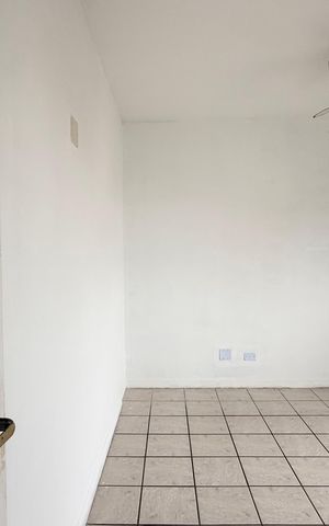Apartamento para alugar com 69m², 2 quartos e 1 vaga Apartamento para alugar com 69m², 2 quartos e 1 vagaQuarto