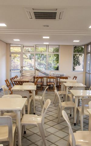 Apartamento à venda com 75m², 2 quartos e 1 vaga Apartamento à venda com 75m², 2 quartos e 1 vagaÁrea comum - Salão de festas