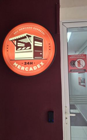 Apartamento para alugar com 73m², 3 quartos e 1 vagaMini Mercadinho